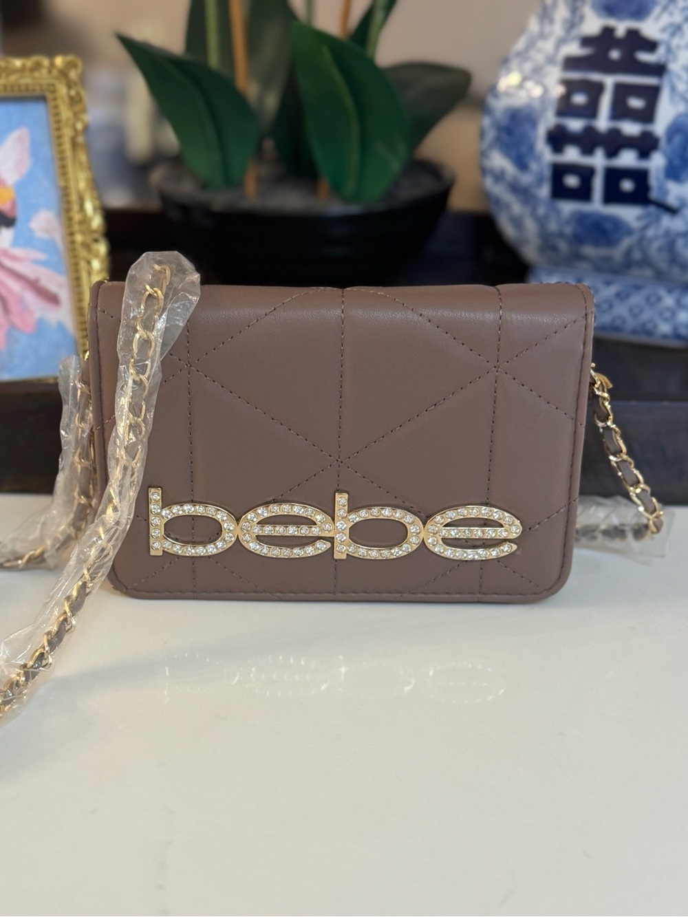 🩶💛NWOT TAUPE ZAZA FLAP CROSSBODY BAG! 🩶💛